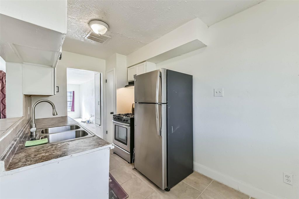 11411 Murr Way, Houston, TX 77048