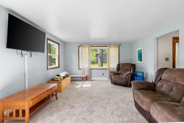 2049 SHAMROCK LANE, Green Bay, WI 54301