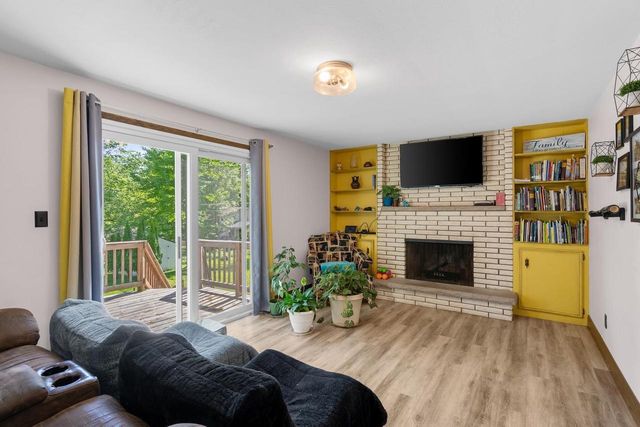 2049 SHAMROCK LANE, Green Bay, WI 54301