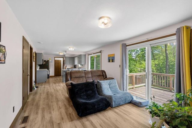 2049 SHAMROCK LANE, Green Bay, WI 54301