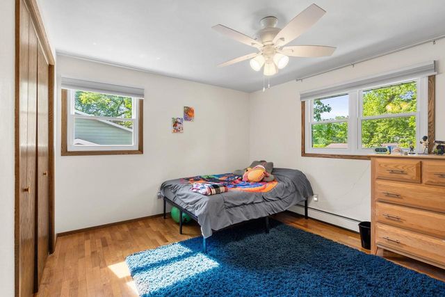 2049 SHAMROCK LANE, Green Bay, WI 54301