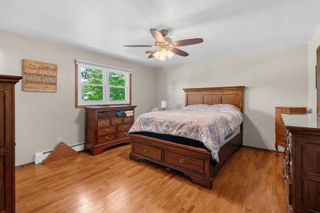 2049 SHAMROCK LANE, Green Bay, WI 54301
