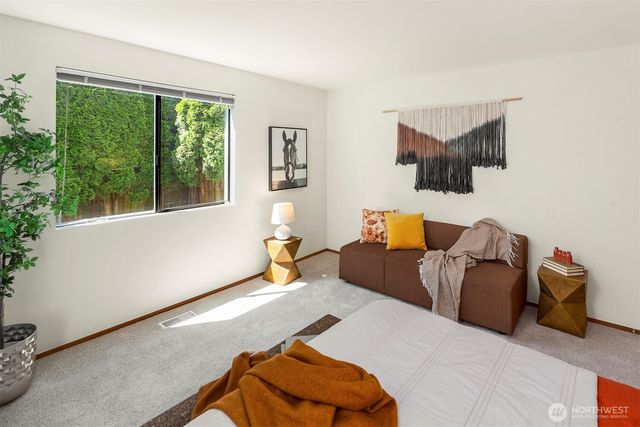 2208 101st Street SE, Everett, WA 98208