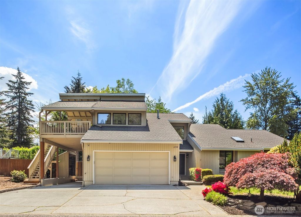 2208 101st Street SE, Everett, WA 98208