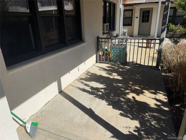 65 West Broadway 8A, Long Beach, NY 11561