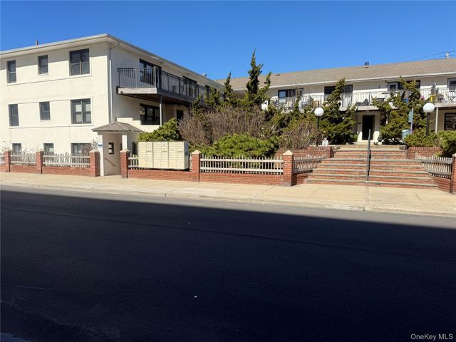 65 West Broadway 8A, Long Beach, NY 11561