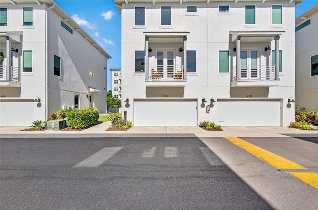 4725 LEGACY PARK DRIVE, Tampa, FL 33611