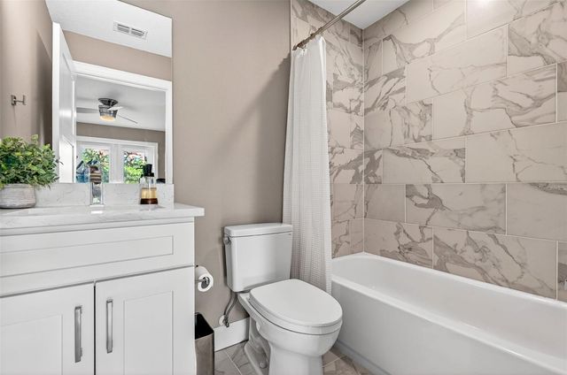 4725 LEGACY PARK DRIVE, Tampa, FL 33611