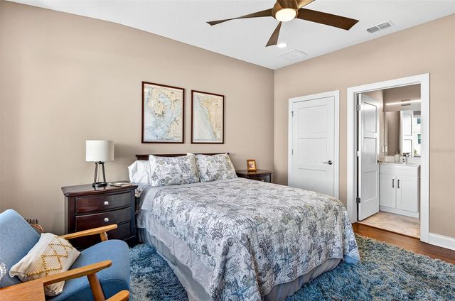 4725 LEGACY PARK DRIVE, Tampa, FL 33611