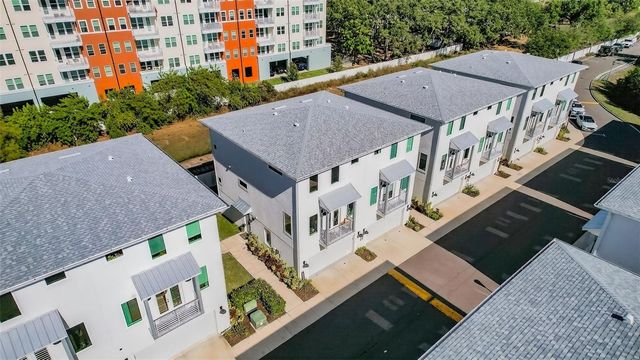 4725 LEGACY PARK DRIVE, Tampa, FL 33611