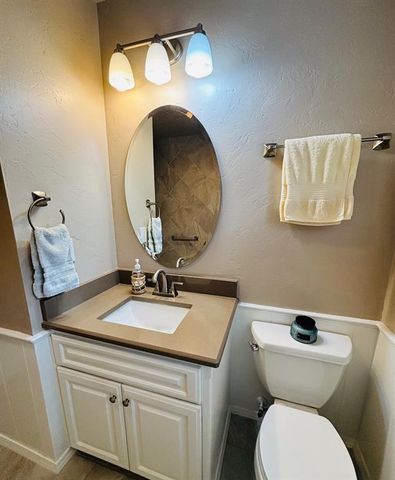 625 Reynolds Road, Edmond, OK 73013