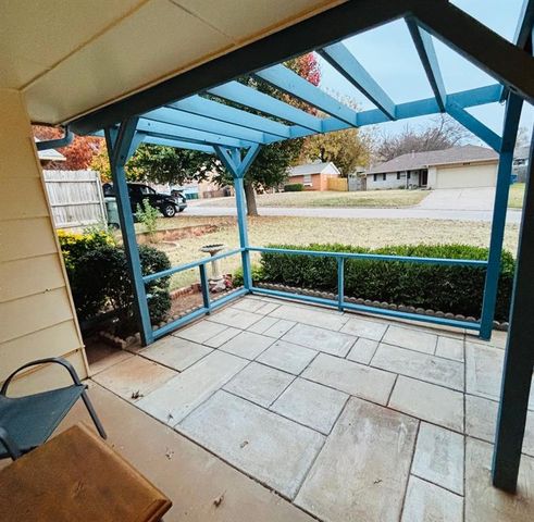 625 Reynolds Road, Edmond, OK 73013