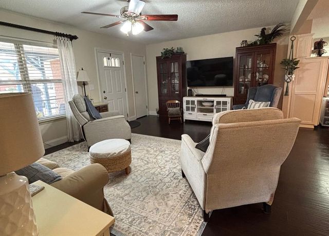 625 Reynolds Road, Edmond, OK 73013