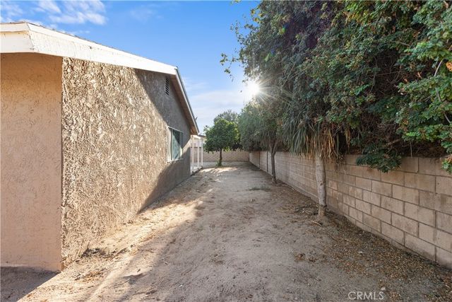 2778 28th, Highland, CA 92346