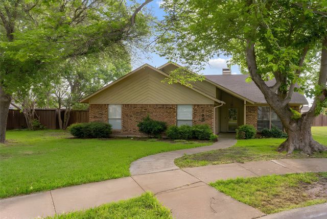 193 Simmons Drive, Coppell, TX 75019