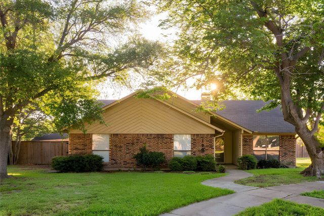 193 Simmons Drive, Coppell, TX 75019
