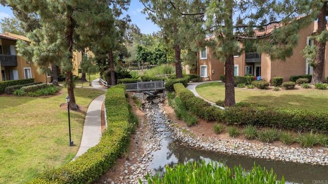 17155 W Bernardo Drive 106, San Diego, CA 92127