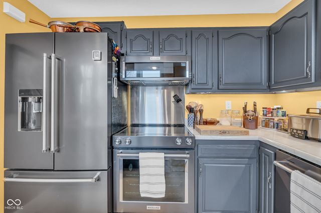 111 S Spring Street 204, Greencastle, IN 46135