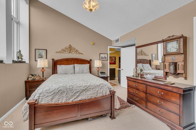 111 S Spring Street 204, Greencastle, IN 46135