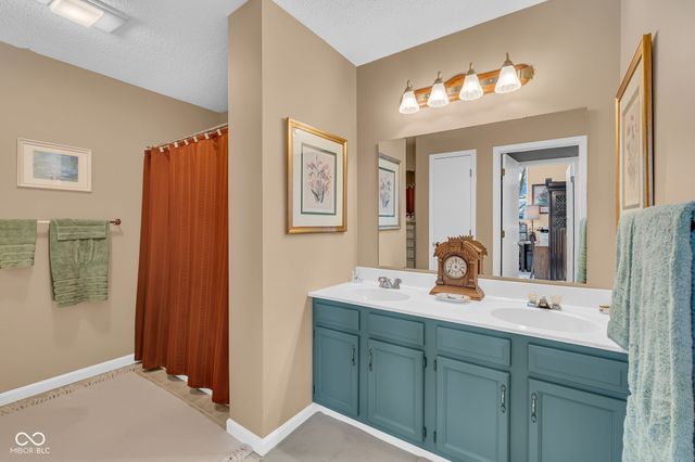 111 S Spring Street 204, Greencastle, IN 46135