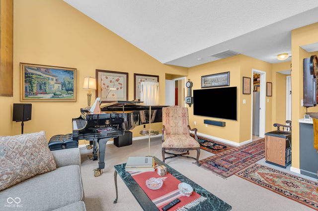 111 S Spring Street 204, Greencastle, IN 46135