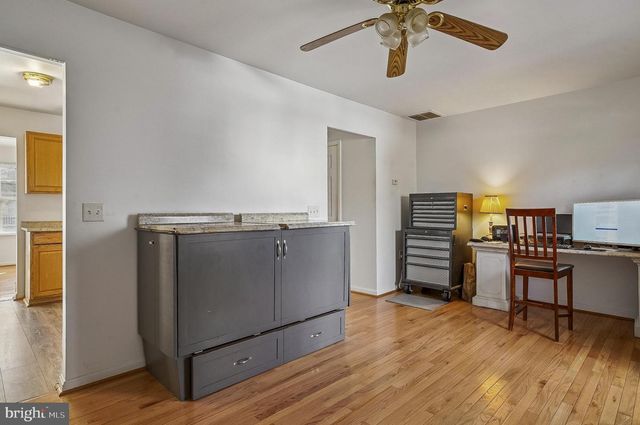 1025 DUNDEE CT, Chester, MD 21619