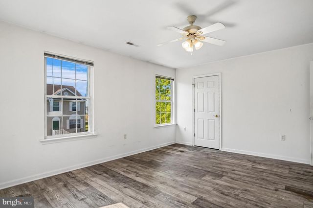 1025 DUNDEE CT, Chester, MD 21619