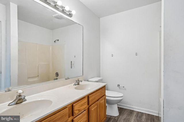 1025 DUNDEE CT, Chester, MD 21619