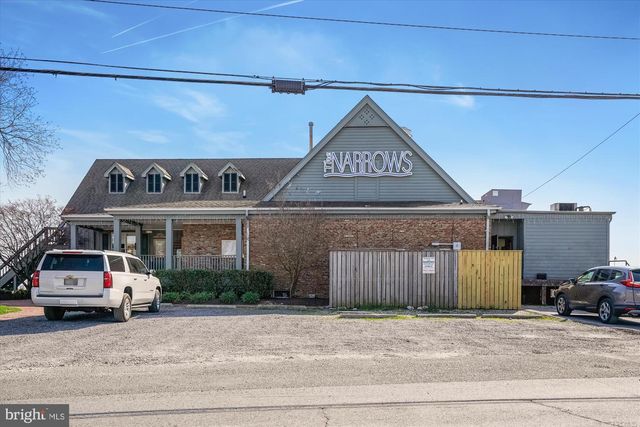1025 DUNDEE CT, Chester, MD 21619