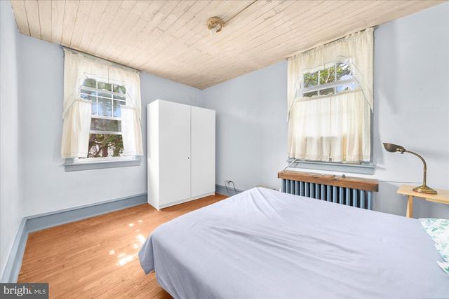 236 W PLUMSTEAD AVE, Lansdowne, PA 19050