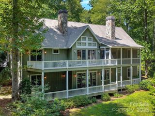 120 Mossy Rock Road, Sapphire, NC 28774