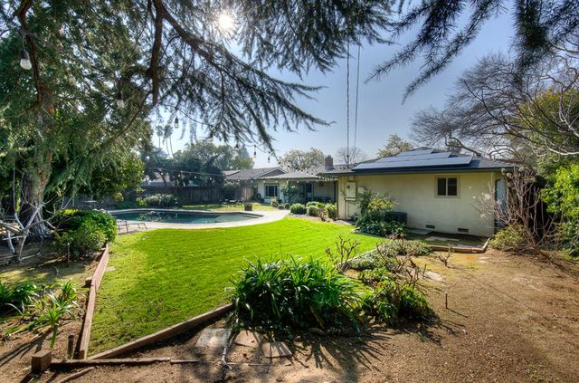 6040 N Wilson Avenue, Fresno, CA 93704