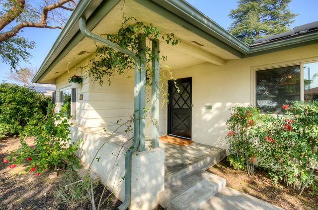 6040 N Wilson Avenue, Fresno, CA 93704