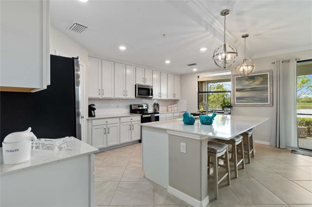 10805 TARFLOWER DRIVE 101, Venice, FL 34293