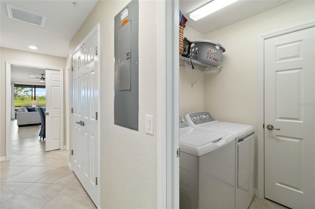 10805 TARFLOWER DRIVE 101, Venice, FL 34293
