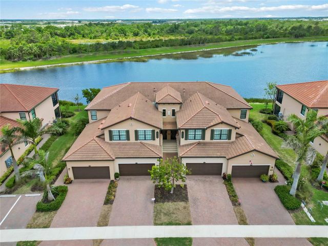 10805 TARFLOWER DRIVE 101, Venice, FL 34293
