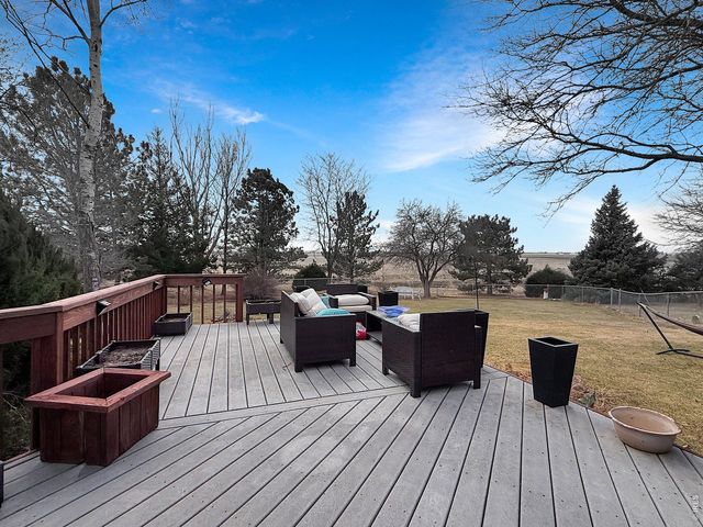 512 Springdale Rd, Sterling, CO 80751