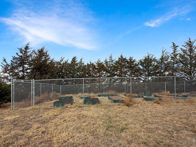 512 Springdale Rd, Sterling, CO 80751