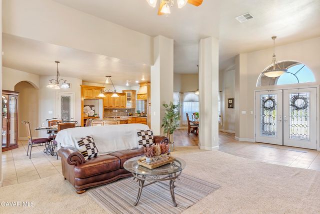 403 Mesquite Drive, Tehachapi, CA 93561