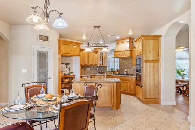 403 Mesquite Drive, Tehachapi, CA 93561