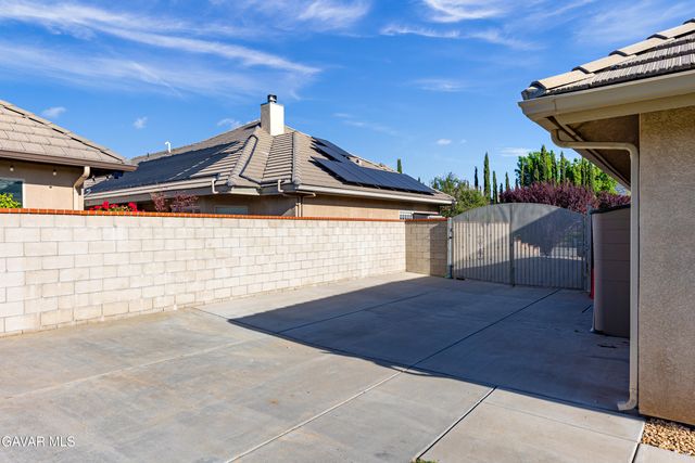 403 Mesquite Drive, Tehachapi, CA 93561