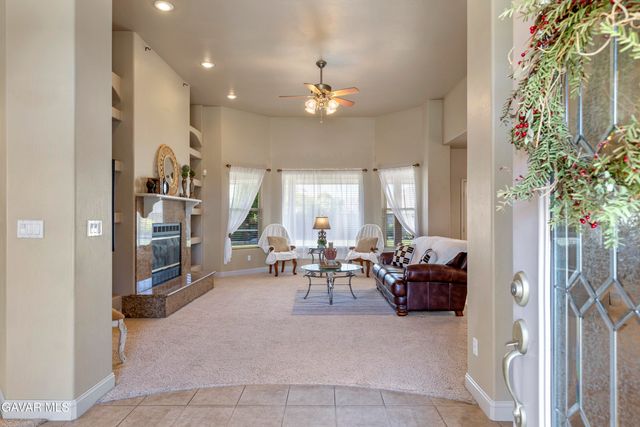 403 Mesquite Drive, Tehachapi, CA 93561