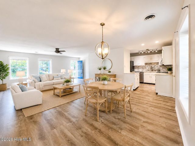 1093 Harbor Drive SW, Calabash, NC 28467