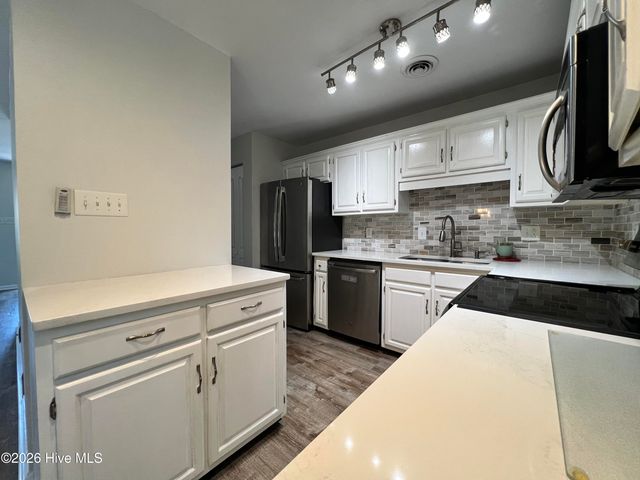 1093 Harbor Drive SW, Calabash, NC 28467