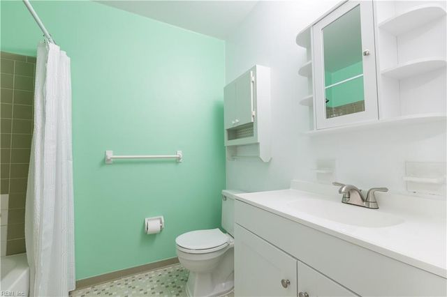 4116 Meadowview RD, Portsmouth, VA 23703
