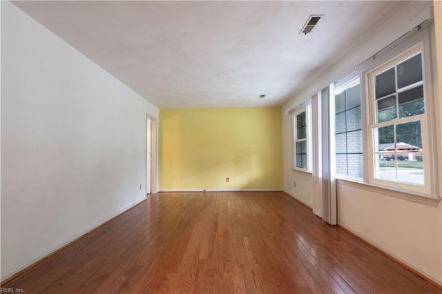 4116 Meadowview RD, Portsmouth, VA 23703