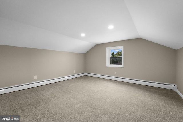 5 YUBAS AVE, Burlington, NJ 08016