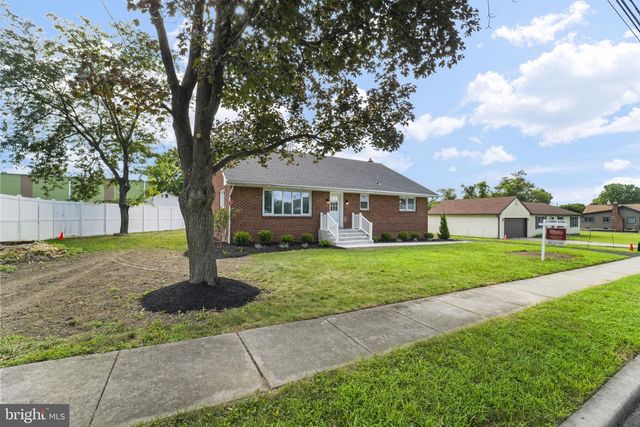5 YUBAS AVE, Burlington, NJ 08016