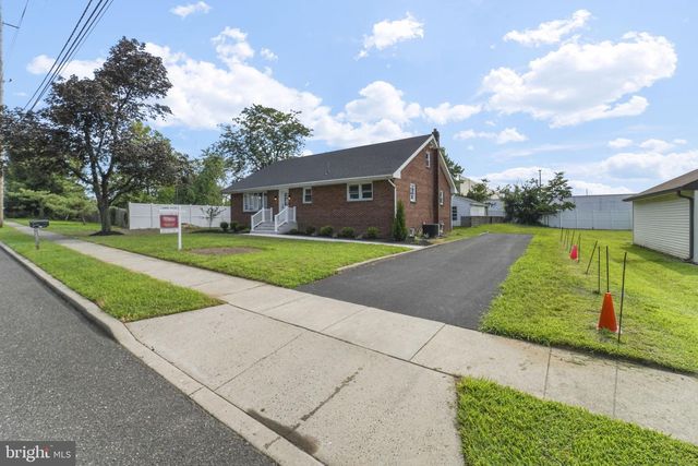 5 YUBAS AVE, Burlington, NJ 08016