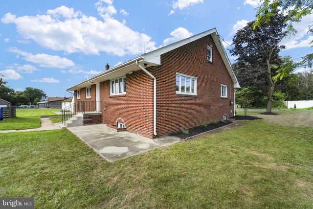 5 YUBAS AVE, Burlington, NJ 08016